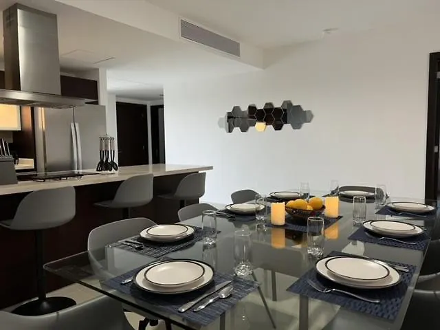 Apartment Paradise Villa. Amazing Ocean View Apartment. Playa del Carmen
