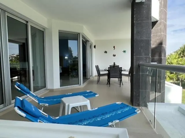 Paradise Villa. Amazing Ocean View Apartment. Playa del Carmen Mexico