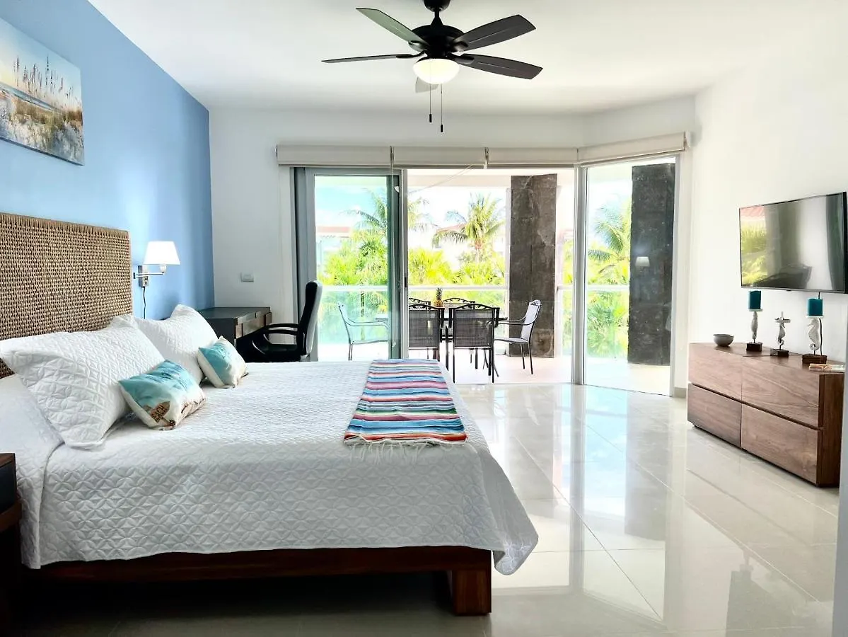 Paradise Villa. Amazing Ocean View Apartment. Playa del Carmen 0*,  Mexico