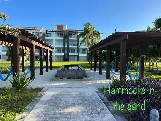 Apartment Paradise Villa. Amazing Ocean View Apartment. Playa del Carmen Mexico