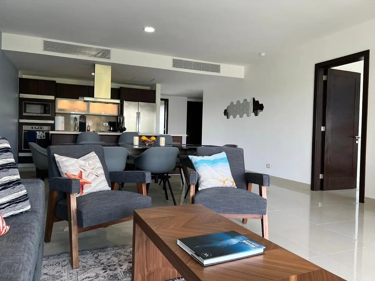 Paradise Villa. Amazing Ocean View Apartment. Playa del Carmen Apartment
